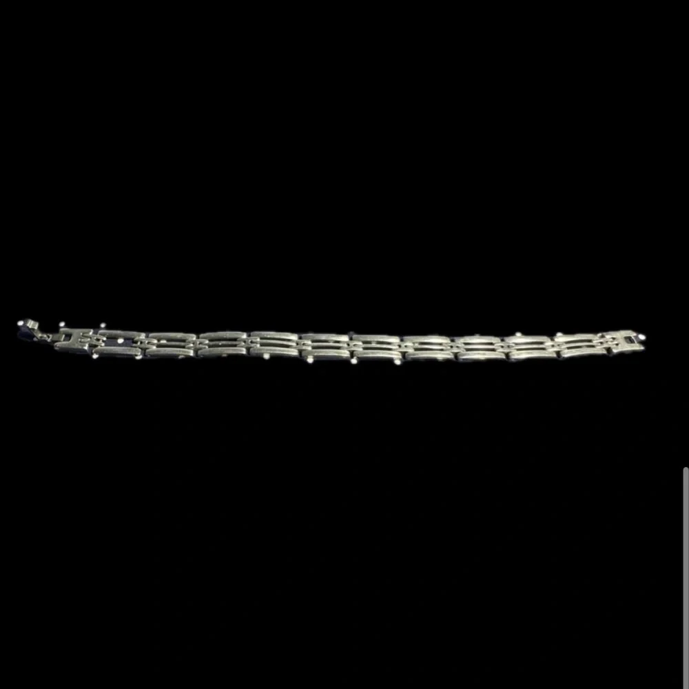 Men's Stainless Steel Chain Link Bracelet 9 inch Heavy Bold Metallic Curb